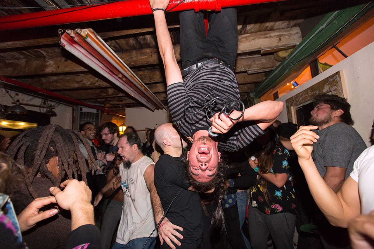 At Chicken Hut (photo by Walter Wlodarczyk)