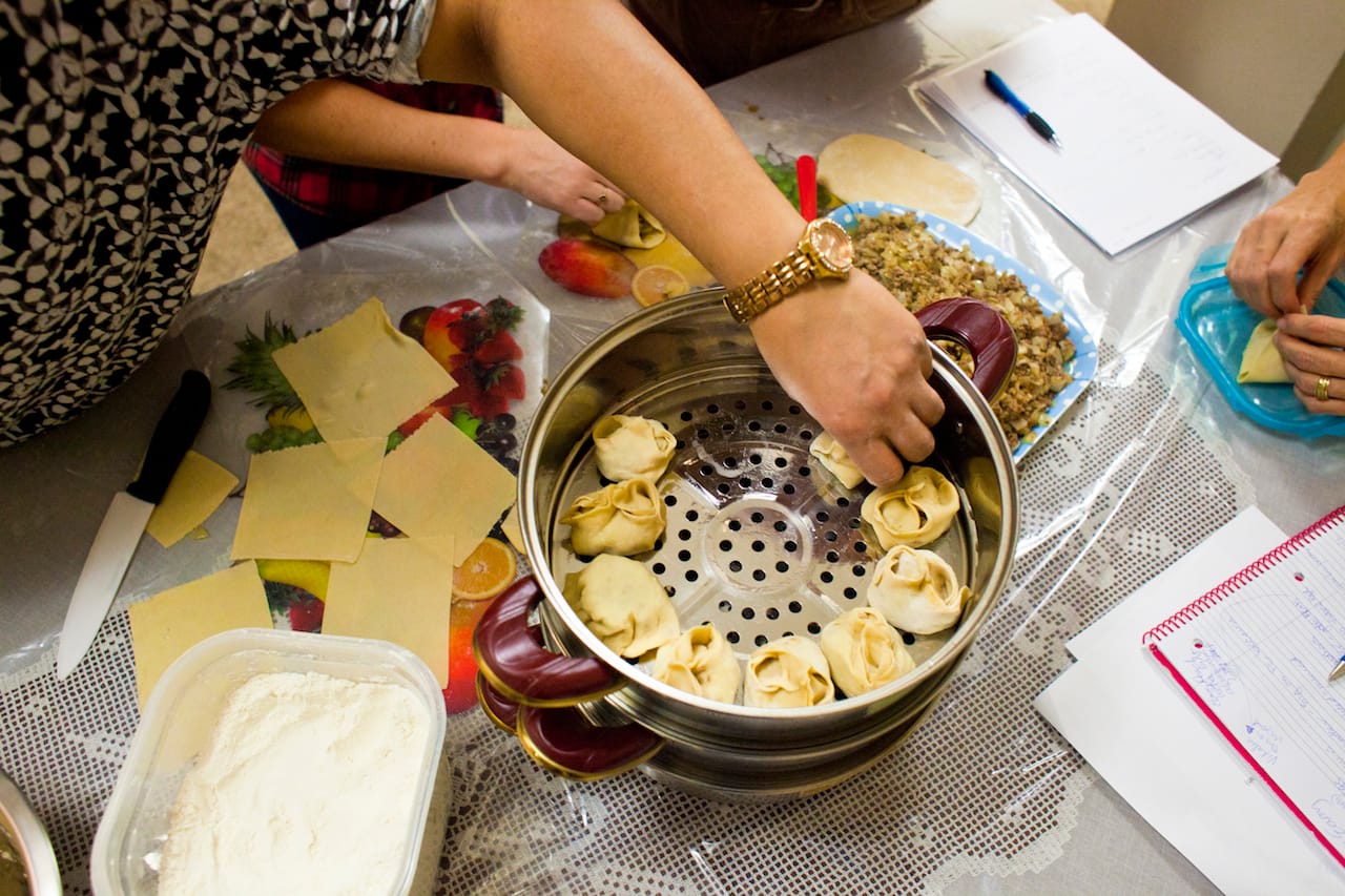 Afghan cooking with Nawida