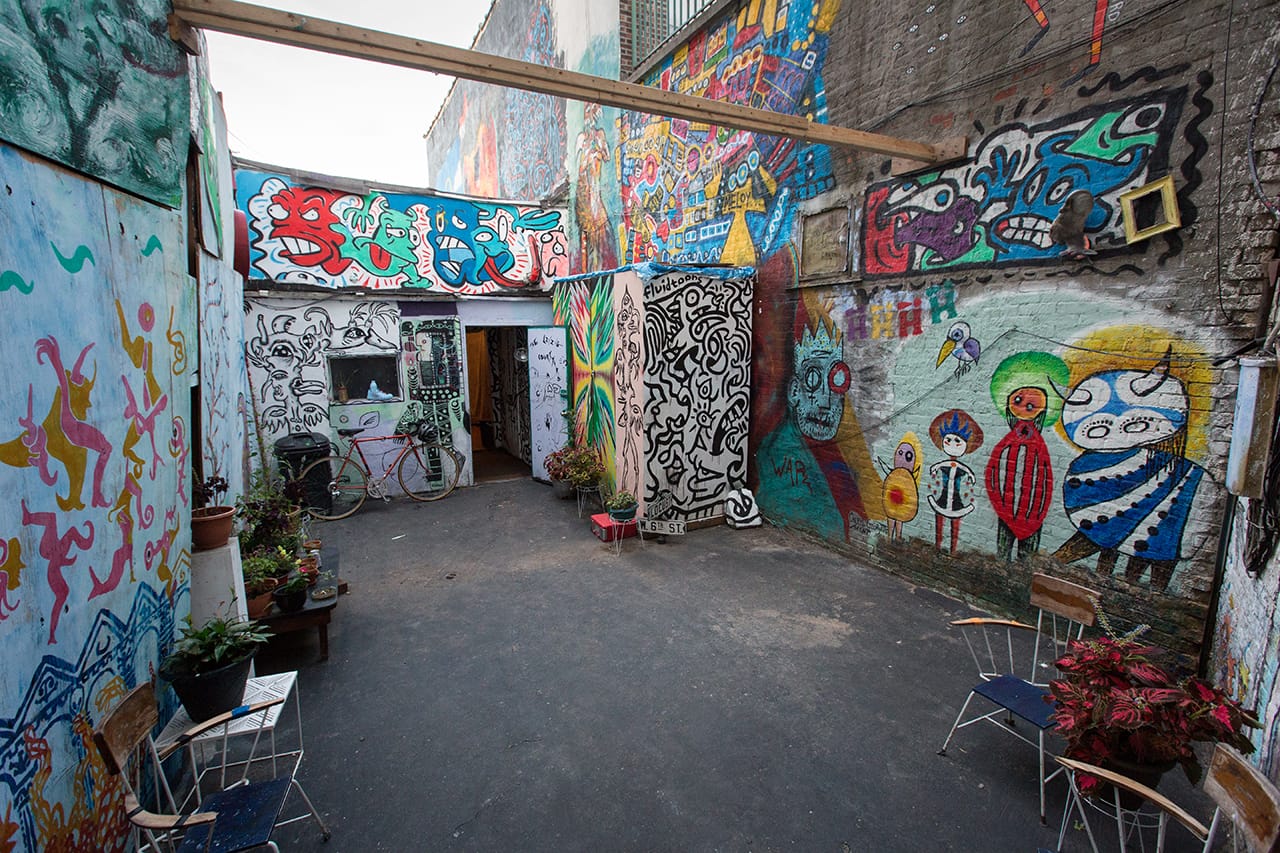 Living Gallery (photo by Walter Wlodarczyk)