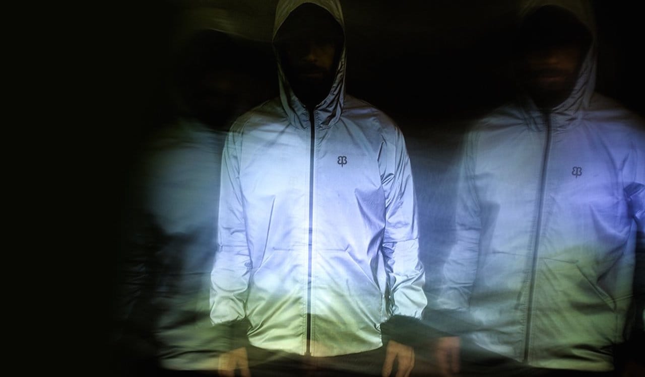 The Flashback Photobomber at work (Image via Betabrand)