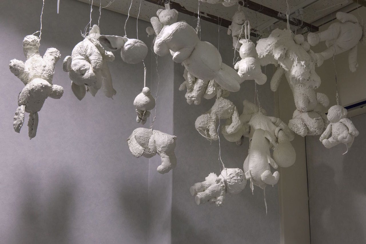 Hiroshi Fuji, "UTTM~UsedToysToiletMuseum–" (2013)