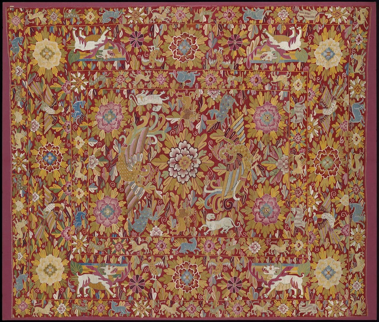 Cover (Peru, late 17th to early 18th century), wool, silk, cotton, and linen interlocked and dovetailed tapestry (Denman Waldo Ross Collection, © Museum of Fine Arts, Boston)