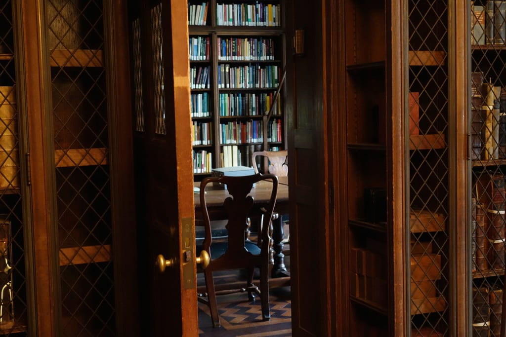 New York Academy of Medicine Rare Book Room (photo by the author for Hyperallergic)