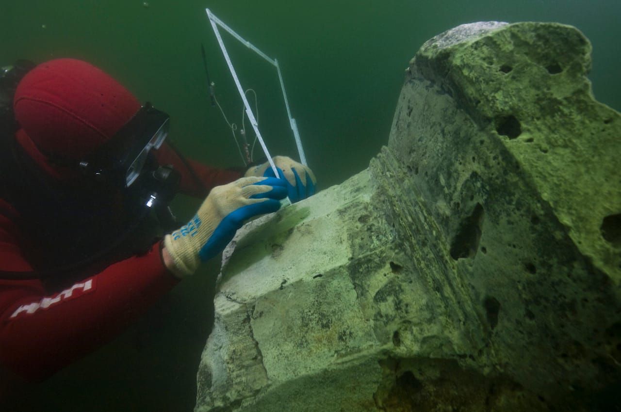 Base of a column, found at Thonis-Heracleion, Aboukir Bay, Egypt (© Franck Goddio/Hilti Foundation, photo by Christoph Gerigk)