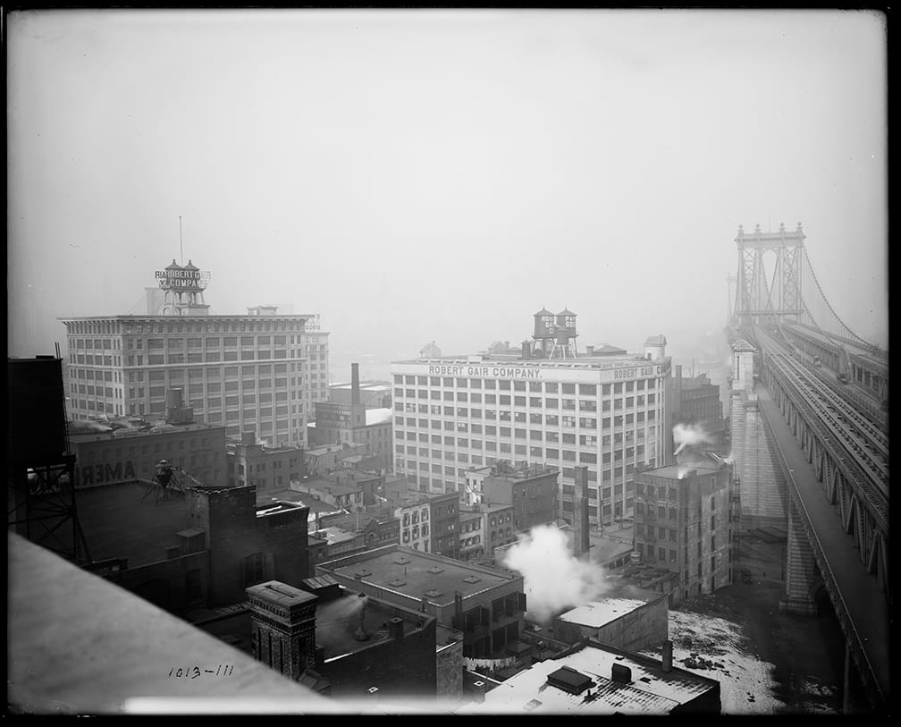 View of the Manhattan Bridge from Jay and York Streets (January 4, 1912, photo by Eugene de Salignac)