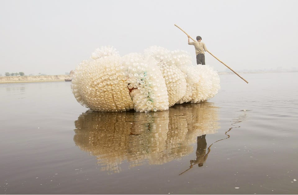 Anne Percoco, "Indra’s Cloud" (2009), photograph of mobile public sculpture on the Yumuna River in India (via fisher.usc.edu)