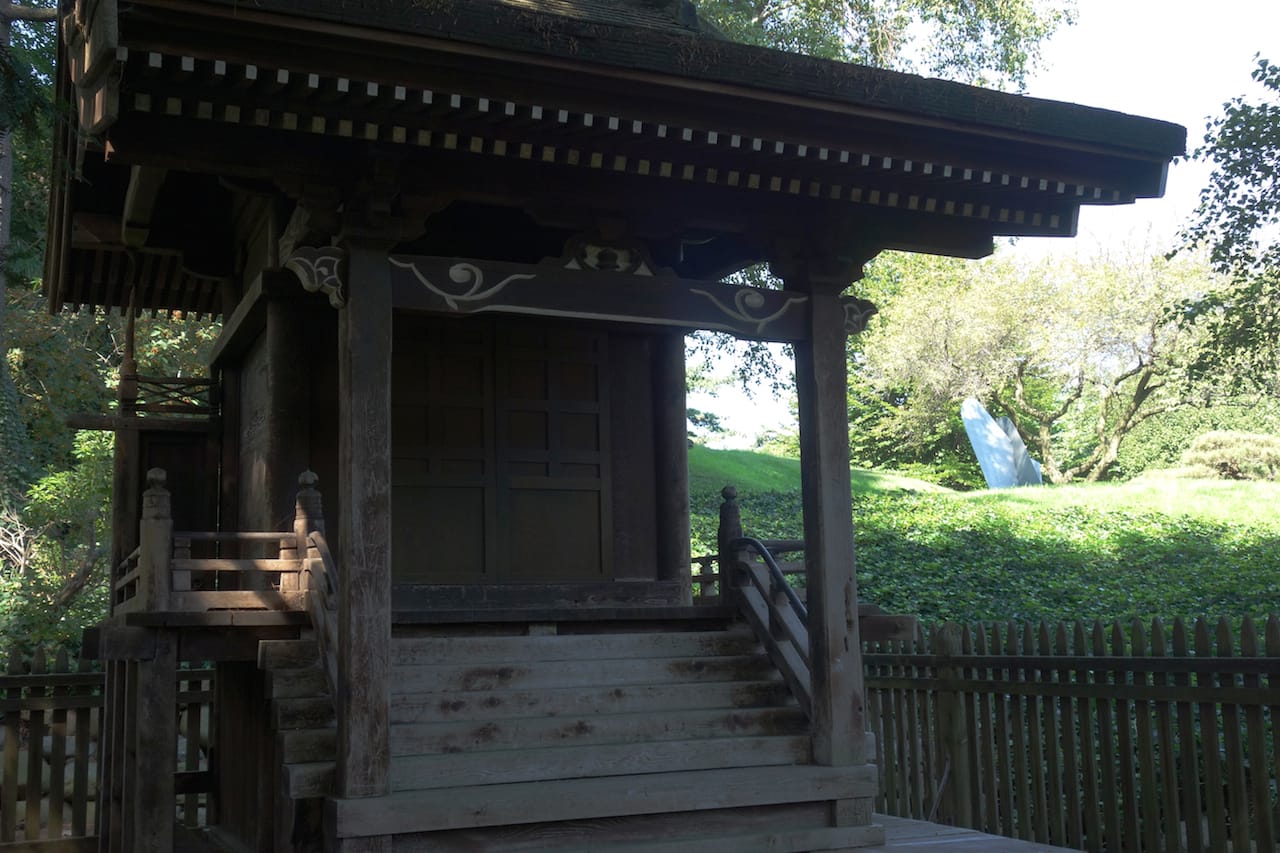 Isamu Noguchi at the Brooklyn Botanic Garden