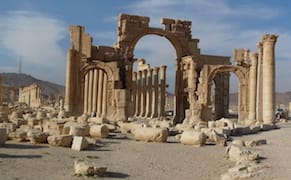 ISIS Destroys Palmyra's 1,800-Year-Old Arch of Triumph