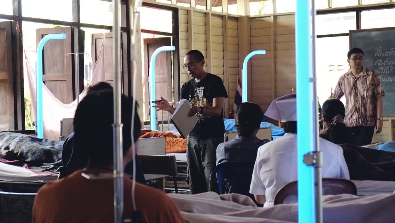 Apichatpong Weerasethakul on the set of 'Cemetery of Splendour'