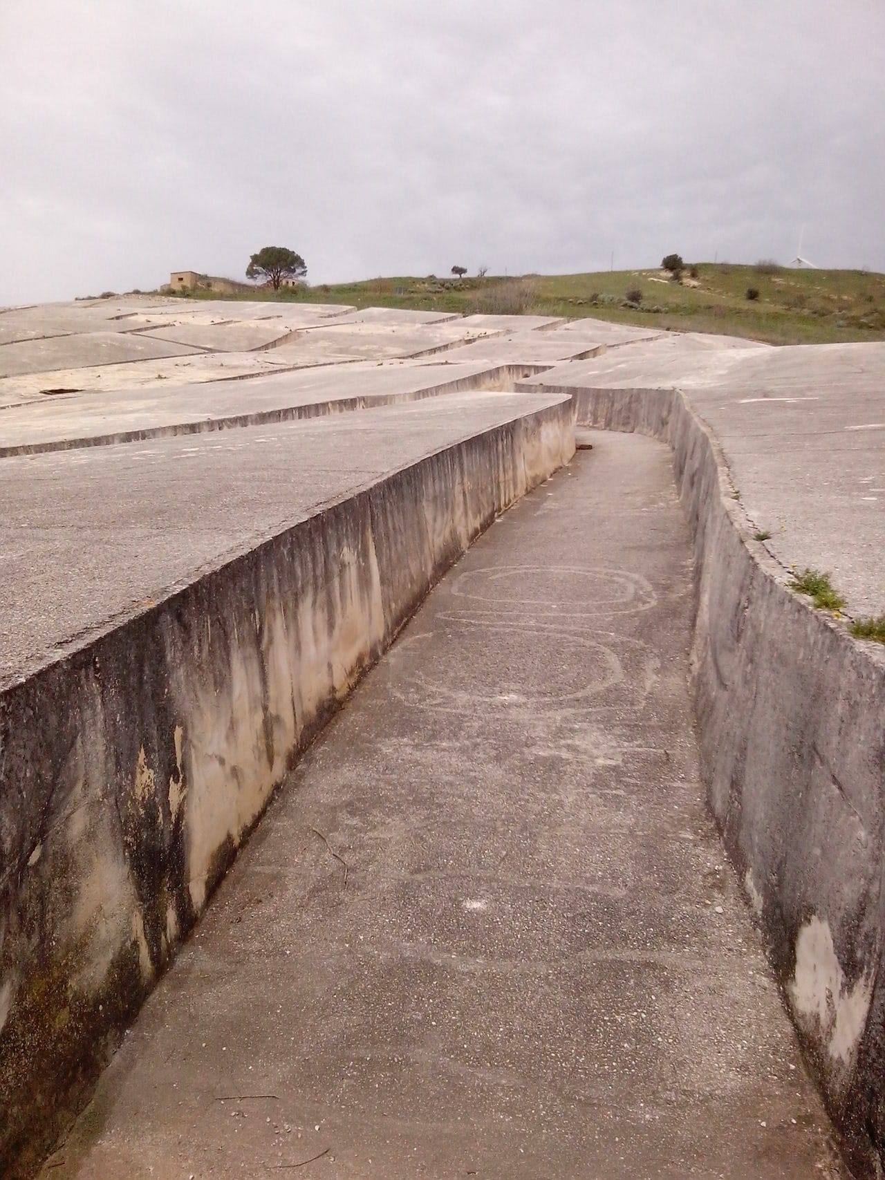 Grande Cretto by Alberto Burri (Image via Wikimedia) 