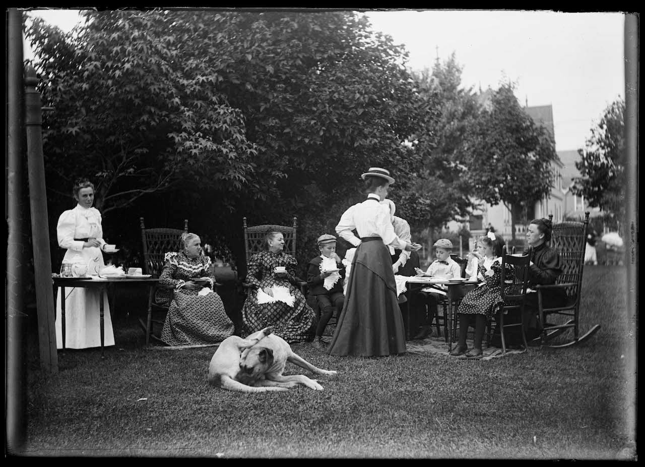 The Robert L. Bracklow Photograph Collection