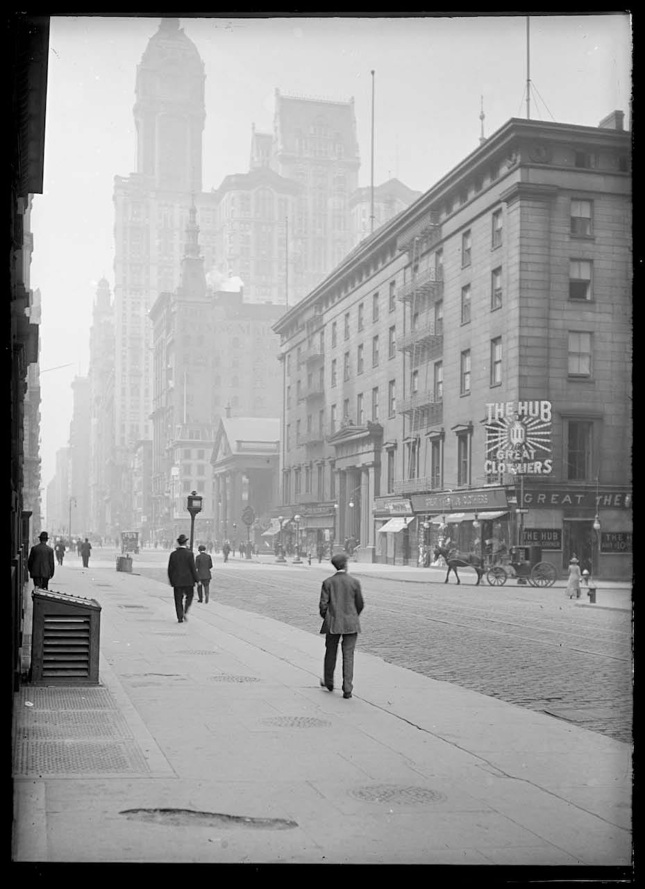 Robert L. Bracklow, "Astor House at Broadway and Barclay Street, New York City" (1913), glass negative (courtesy New-York Historical Society)