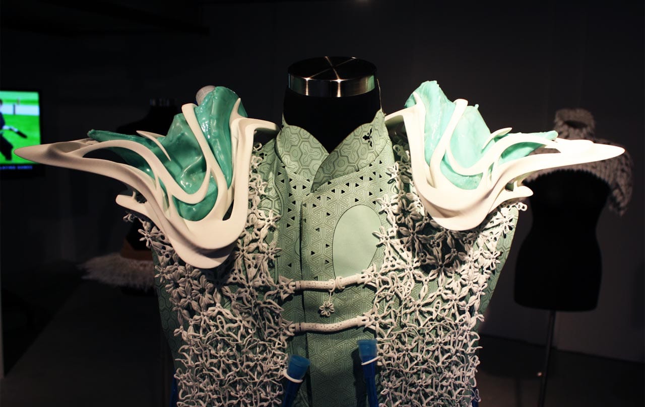 Amy Cheung, Chester Dols, and Laura Nova, "Survival Vest"