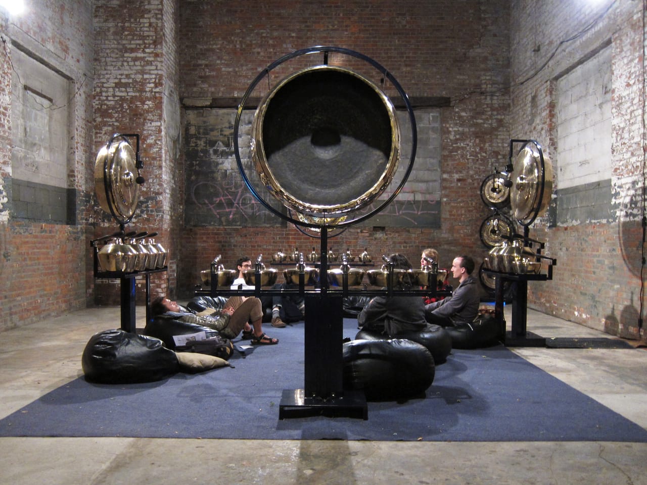 Aaron Taylor Kuffner, "The Gamelatron Urban Sanctuary" (2015) at the Chimney NYC (all photos and video by the author for Hyperallergic)