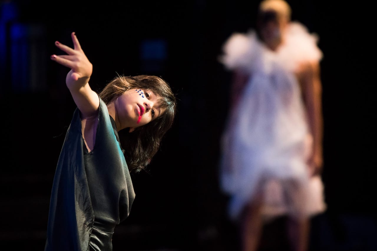 Gutierrez-Age&Beauty3-IanDouglas-003