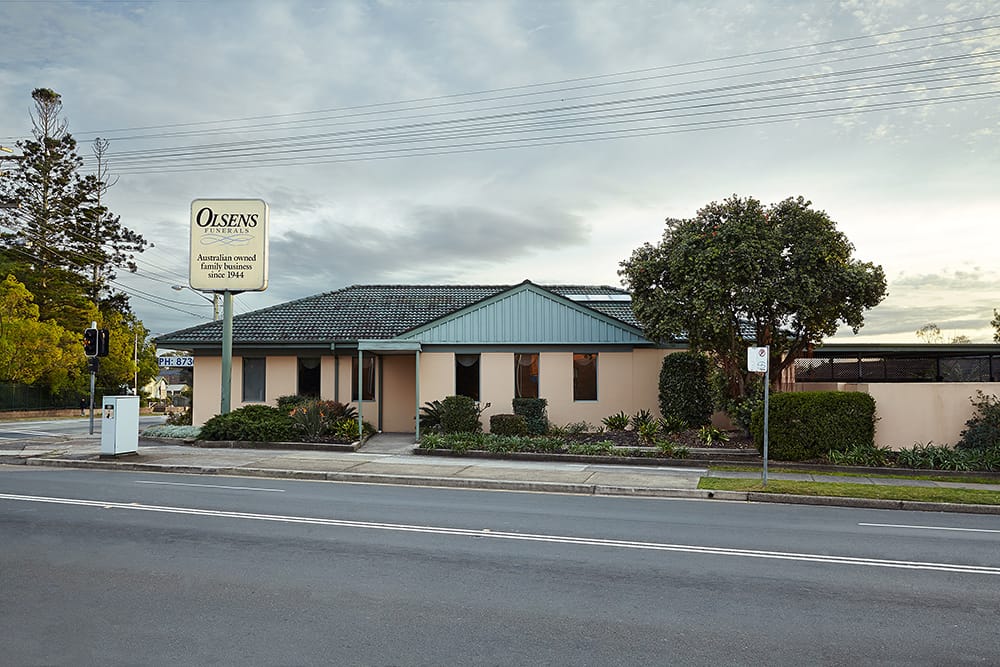 Ho Hai Tran, "Olsens Funerals , Revesby, NSW, Australia"