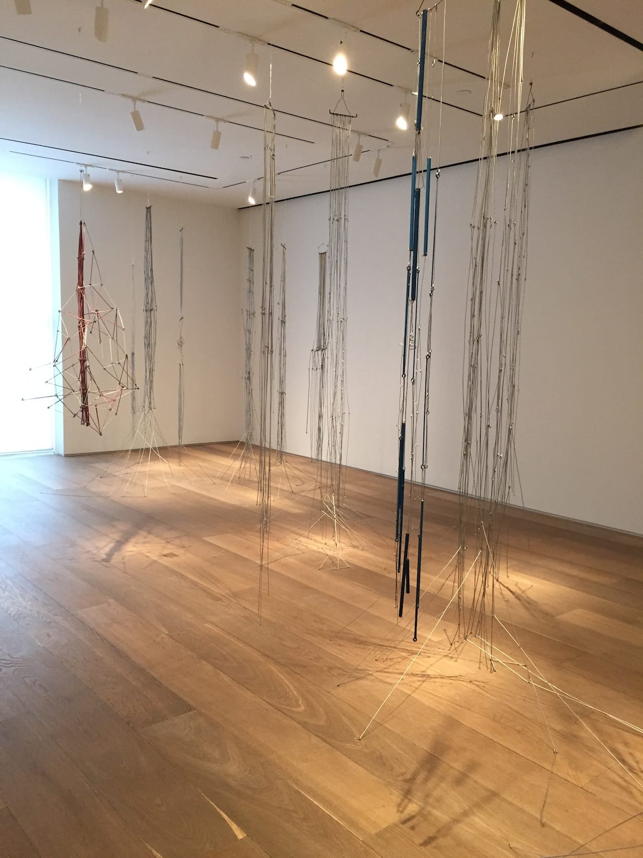 Installation view of Gego’s “Chorros” in ‘Autobiography of a Line’ at Dominique Lévy (photo by Elisa Wouk Almino/Hyperallergic)