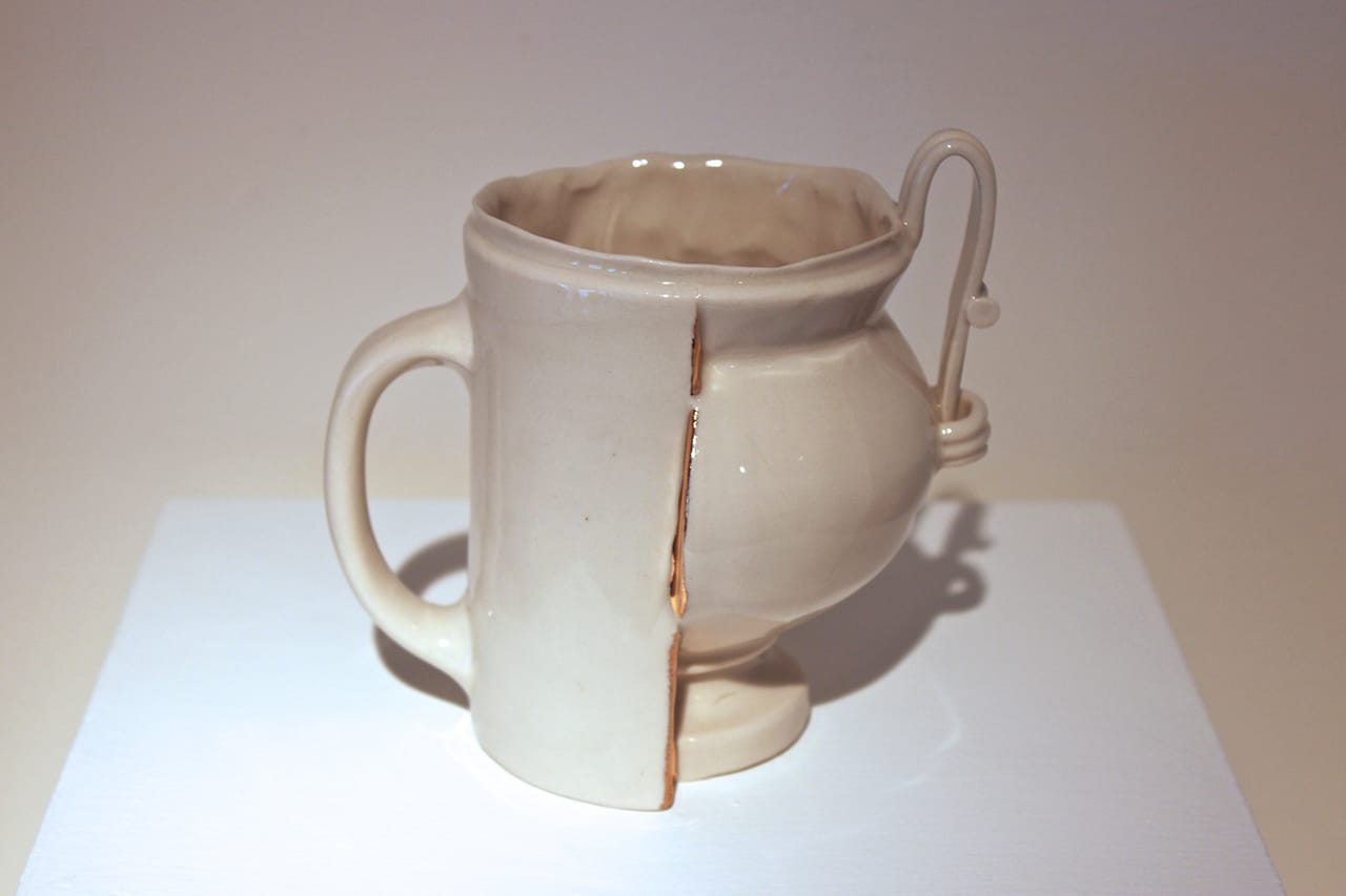 One of Clemo's pieces, showing the hybridization of classical/decorative ceramic, rough hand-modeling, and industrialized pottery.