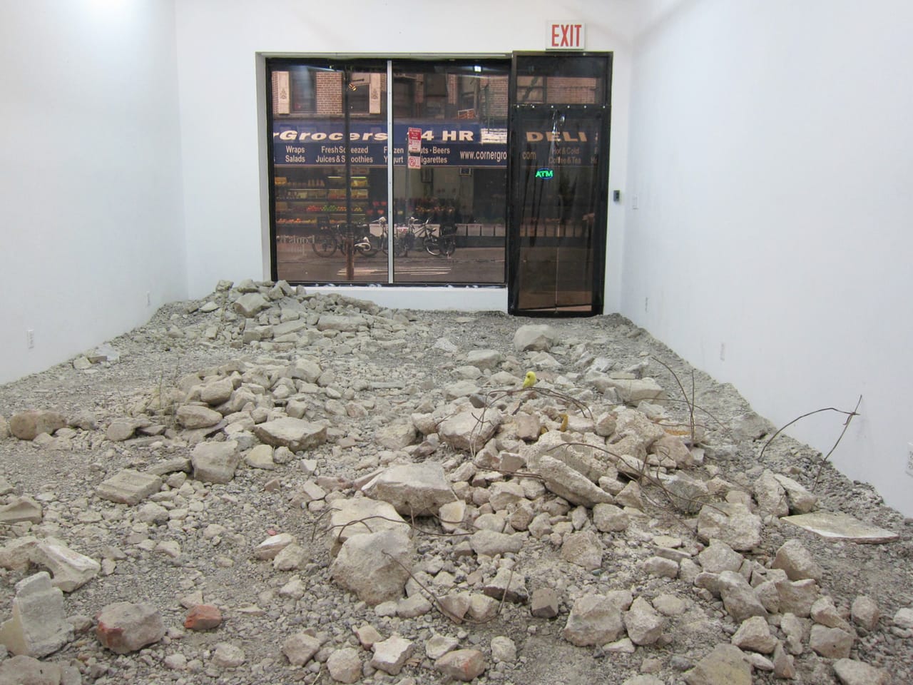 Martin Roth, "untitled (debris)" (2015)