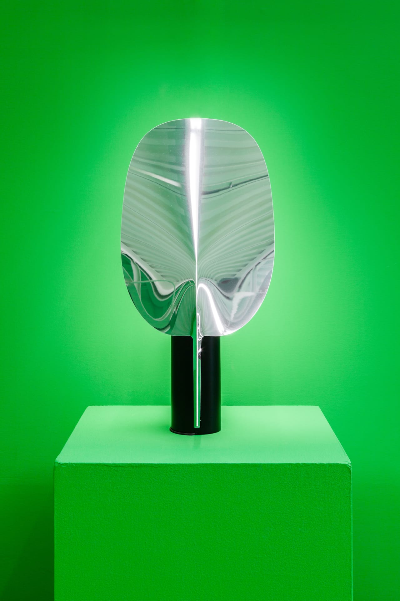 Patricia Urquiola, "Serena" (2015), Aluminium, photoengraved polymethylmethacrylate, 25 x 3 1⁄4 inches