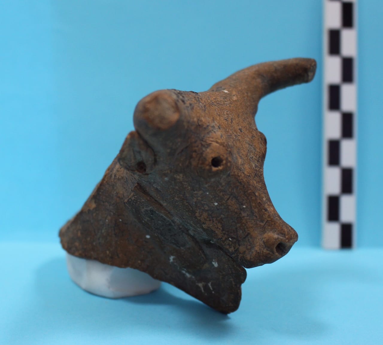 The Bronze Age terra-cotta bull recently returned to the Antalya Museum (all photos courtesy the Turkish Ministry of Culture and Tourism)
