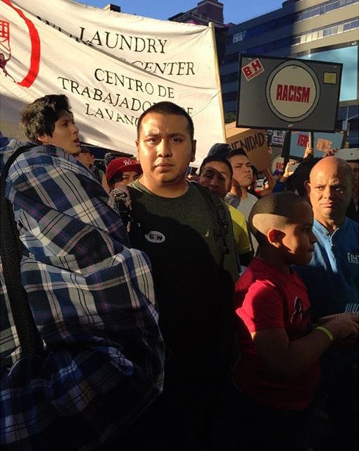 B&H workers demonstrating (photo by @angel_luis_morales/Instagram)
