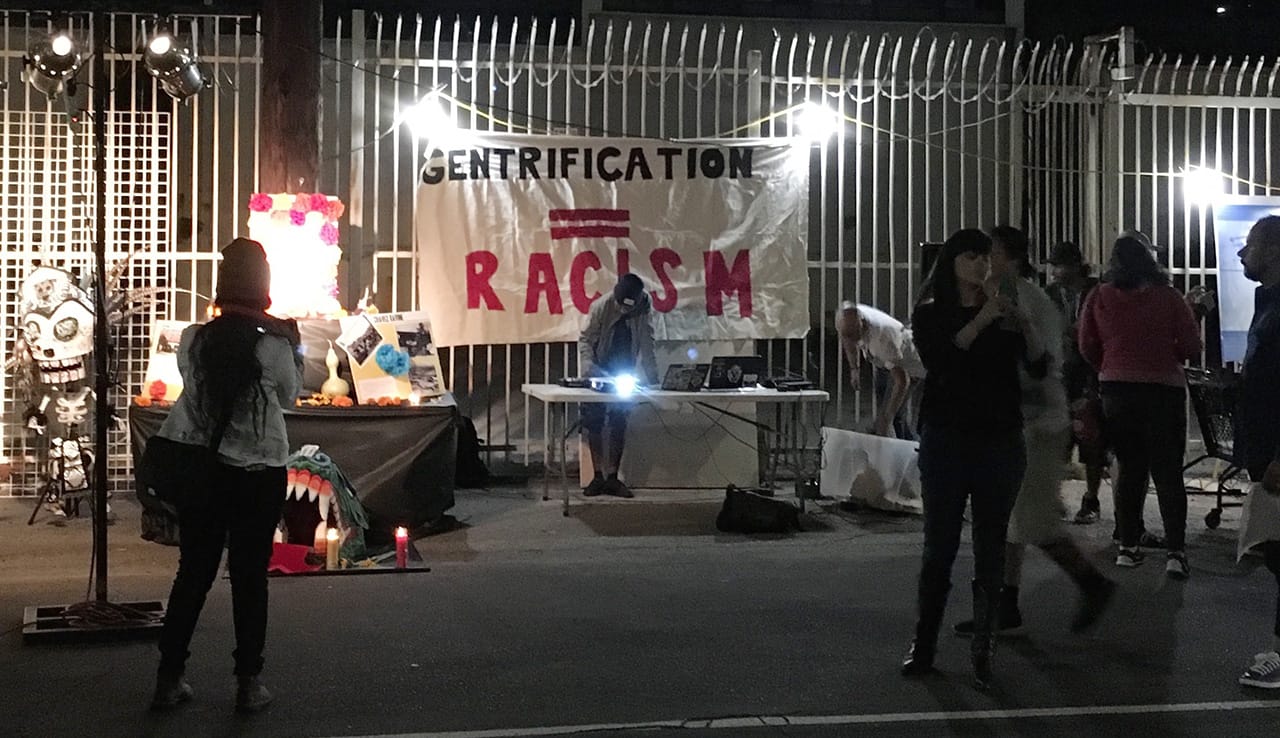 'Ambularte' mobile art exhibit in Boyle Heights, Los Angeles (all photos by the author for Hyperallergic)