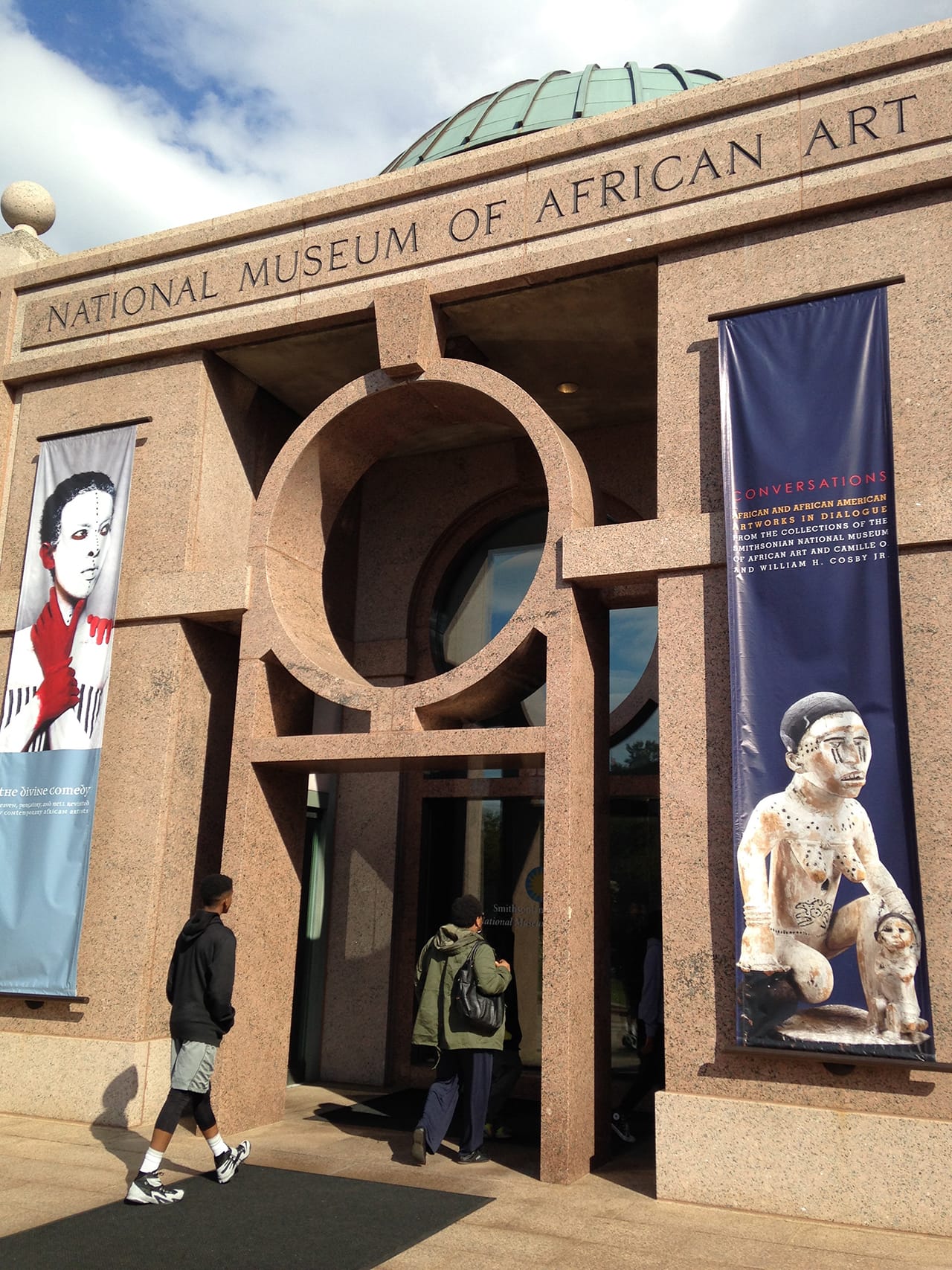 The Smithsonian National Museum of African Art (all photos by the author for Hyperallergic unless otherwise noted)