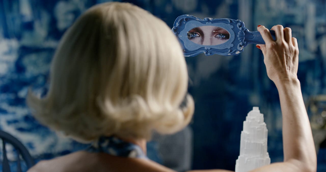 Rosson Crow, "Madame Psychosis Holds a Séance" (2015), Film still (via honorfraser.com)