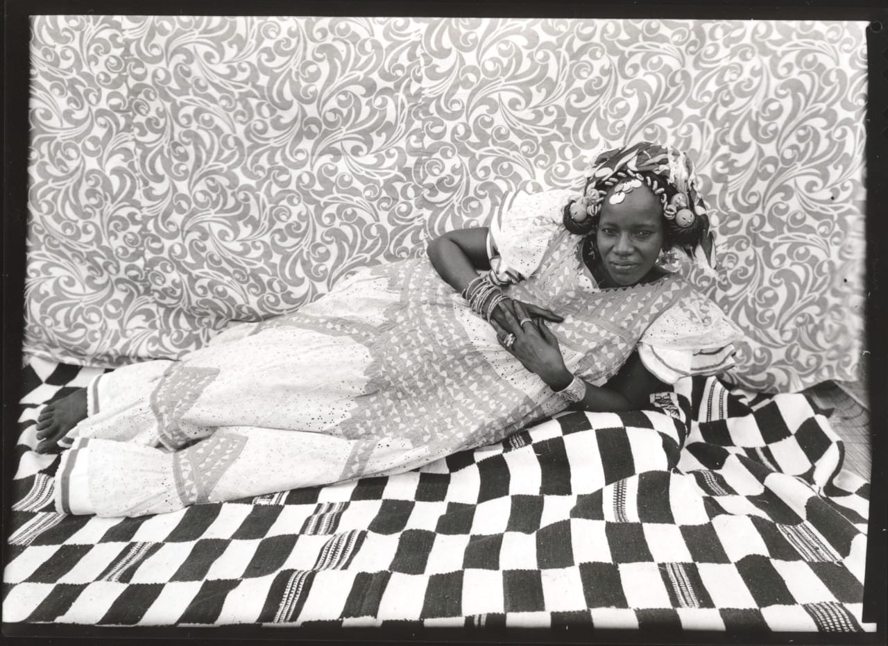 Seydou Keïta (Malian, 1921/23 – 2001) Reclining Woman, 1950s-1960s Gelatin silver print, 1975 5 x 7 in (13 x 19 cm) Gift of Susan Mullin Vogel, 2015 ©Keïta/SKPEAC 