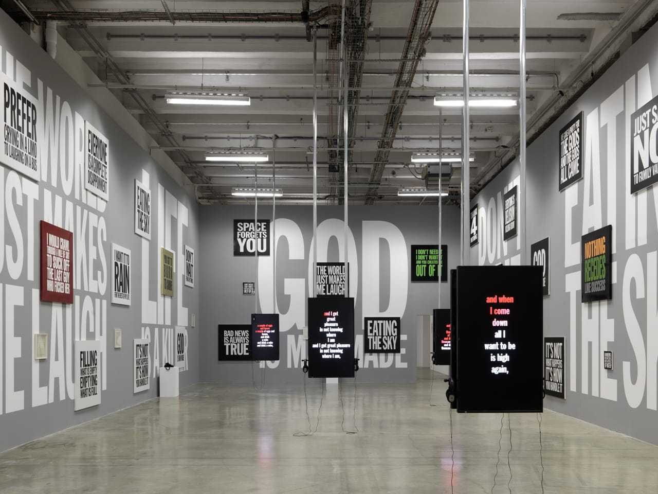 Installation view of 'UGO RONDINONE : I ♥ JOHN GIORNO' at the Palais de Tokyo (photo by André Morin, courtesy the Palais de Tokyo)