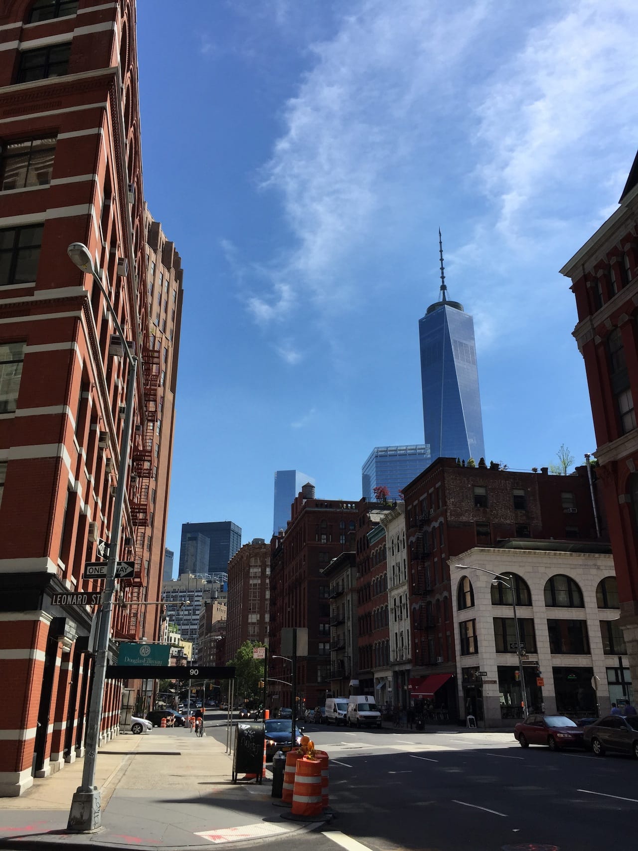 1 WTC and financial district viewed from Tribeca (click to enlarge)