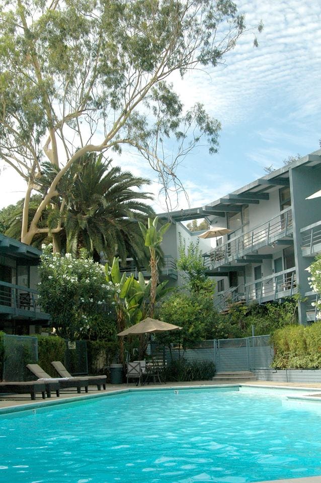 Highland Gardens Hotel, site of the StARTup Art Fair (via facebook)