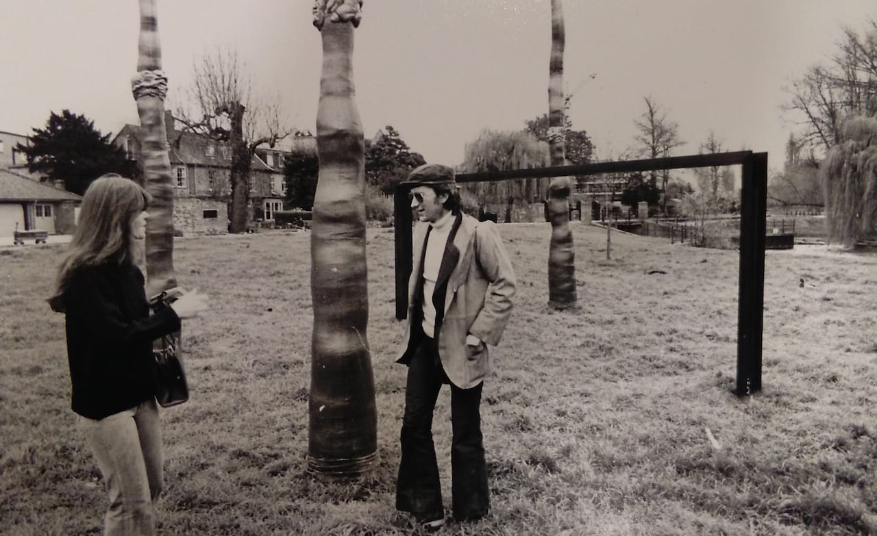Barry Flanagan, "The Cambridge Piece" (1972), destroyed from vandalism (© Arnolfini)