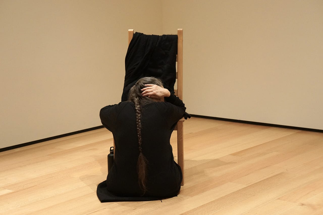 'Marilyn Arsem: 100 Ways to Consider Time' at the Museum of Fine Arts, Boston, on December 22 (photo by the author for Hyperallergic)