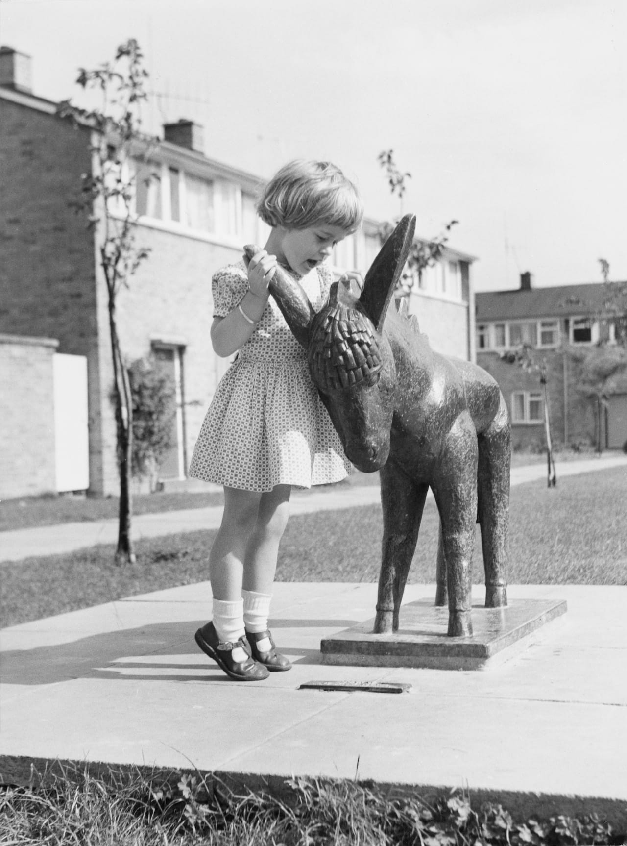 donkey sculpture © Harlow Arts Trust