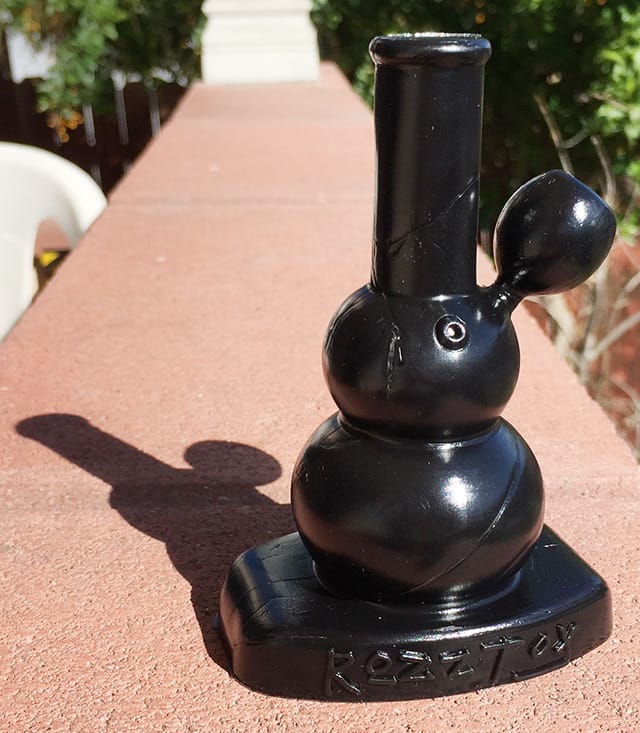 The unique (and useless) bong designed by Gary Panter for the vintage Mold-a-rama machine at the Bad Dimensions Press booth.