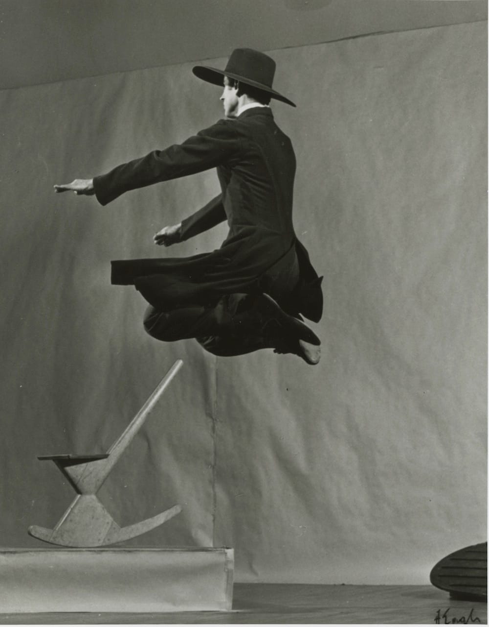 Bertram Ross in 'Appalachian Spring' (photo by Arnold Eagle, courtesy Martha Graham Center of Contemporary Dance)