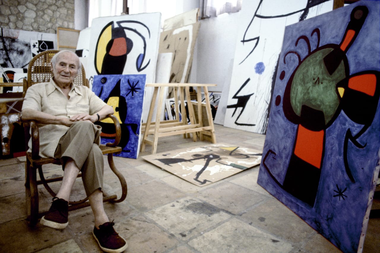 Joan Miró in his studio, Son Abrines (1978) (photo by Jean Marie del Moral, all images courtesy Gallery Mayoral)