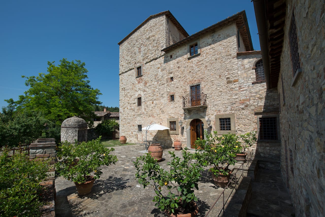 Villa Michelangelo (all images courtesy Handsome Properties)