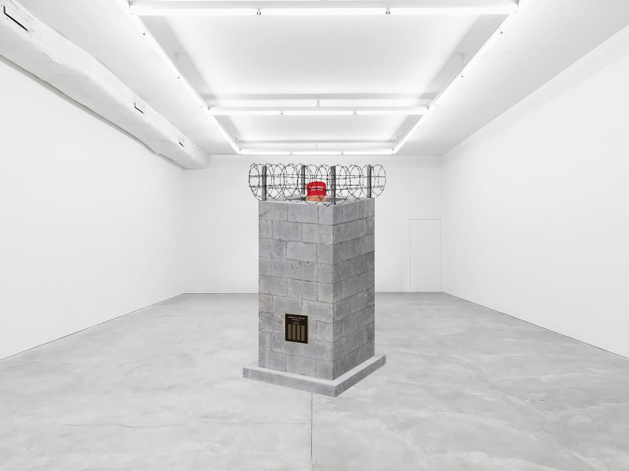 trump_monument_art_gallery