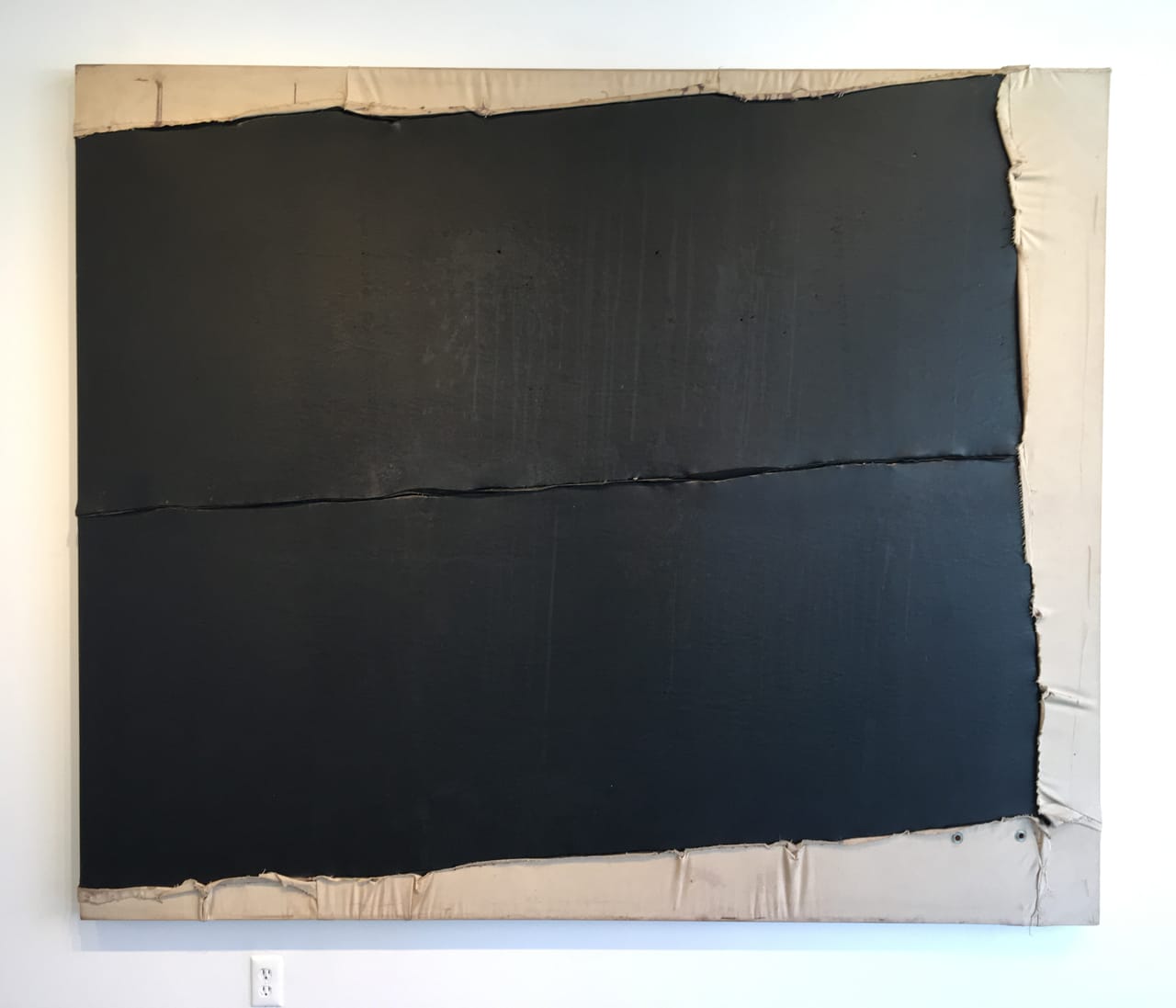 "Untitled" (1975), Canvas, metal, rubber, and thread on canvas, 75.5 x 90 in. (Image courtesy the author for Hyperallergic.) 