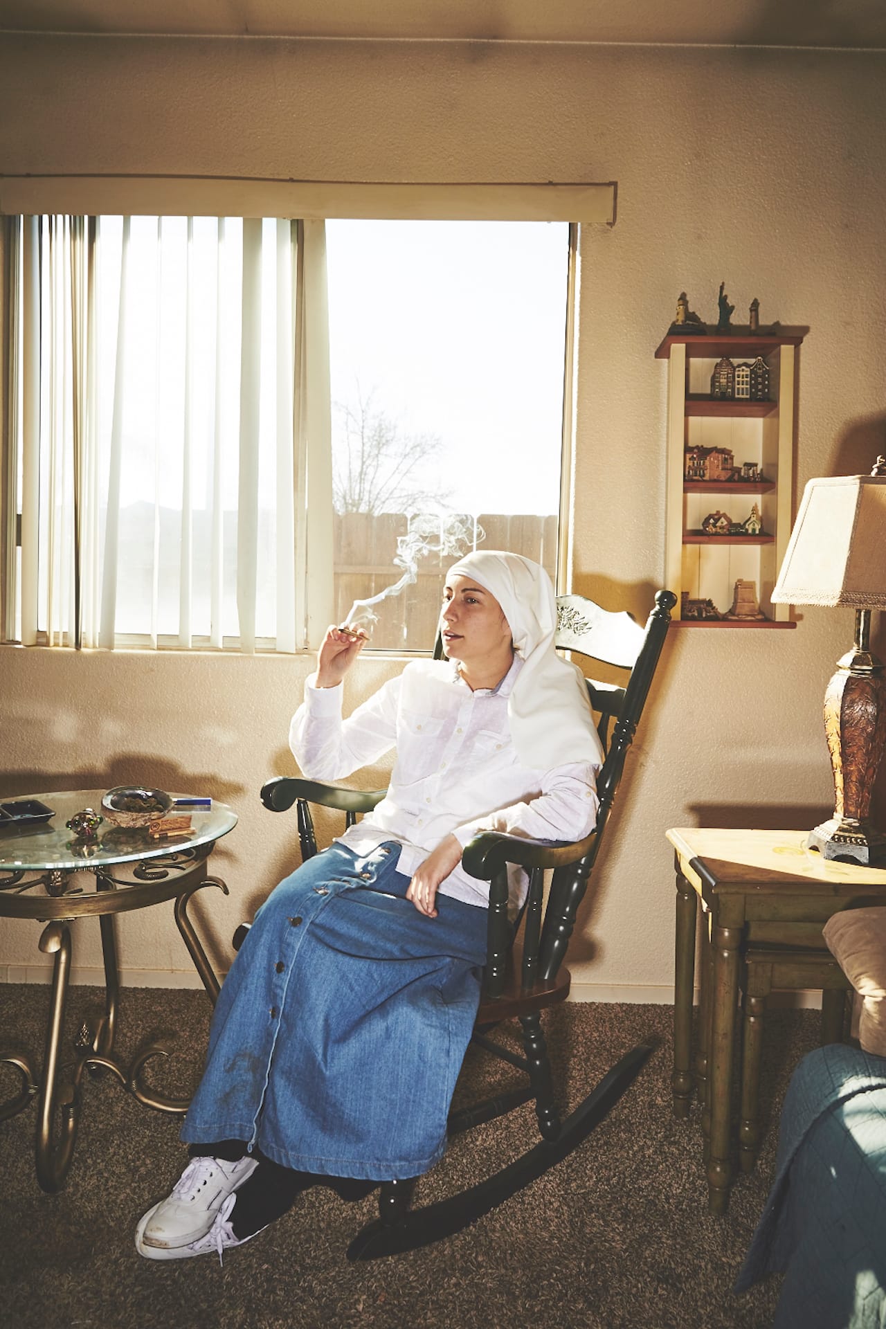 1066_SISTERS_OF_THE_VALLEY_A-1947