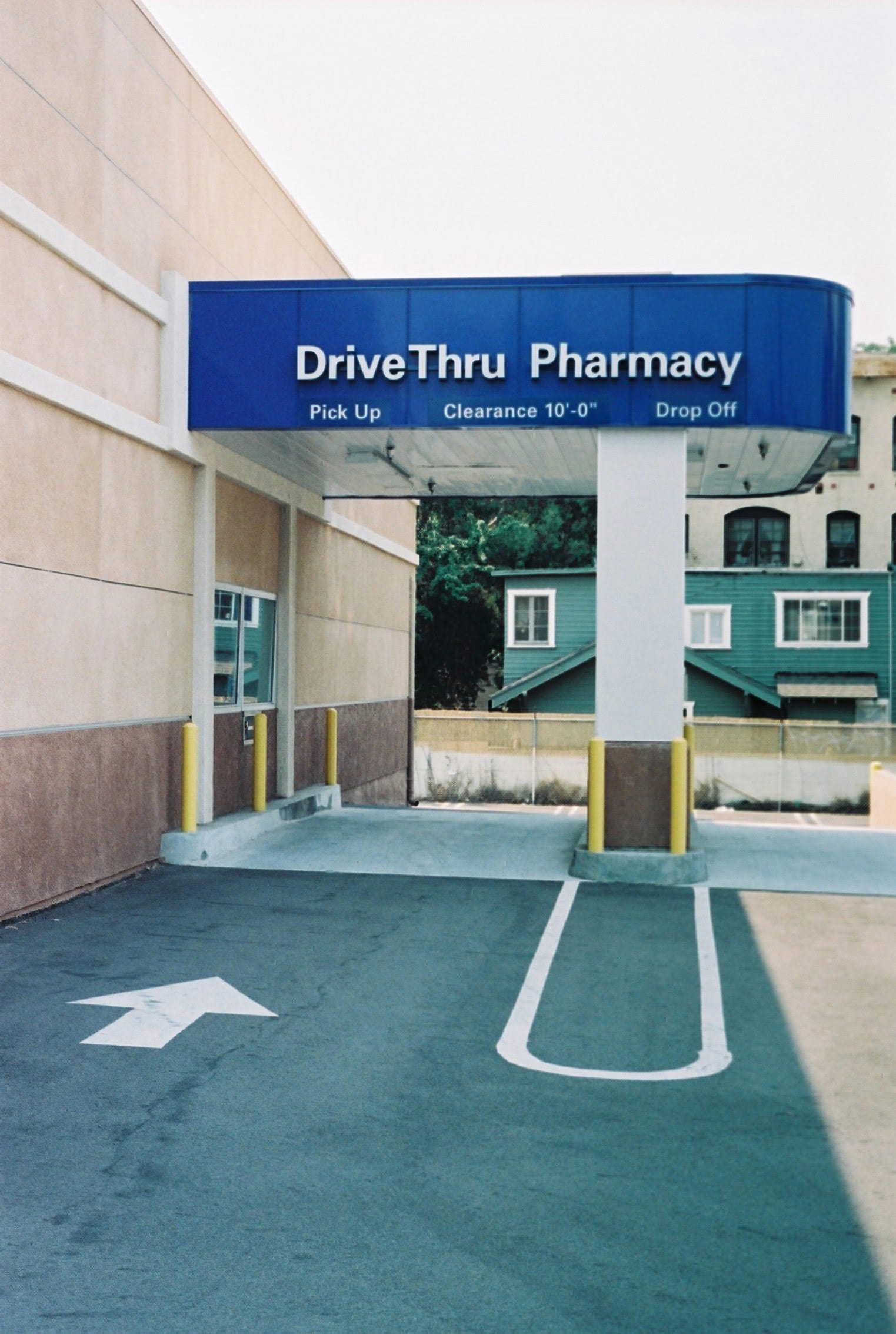 Jeanne Susplugas, "Drive Thru Pharmacy" (2008), poster, 60x40 cm