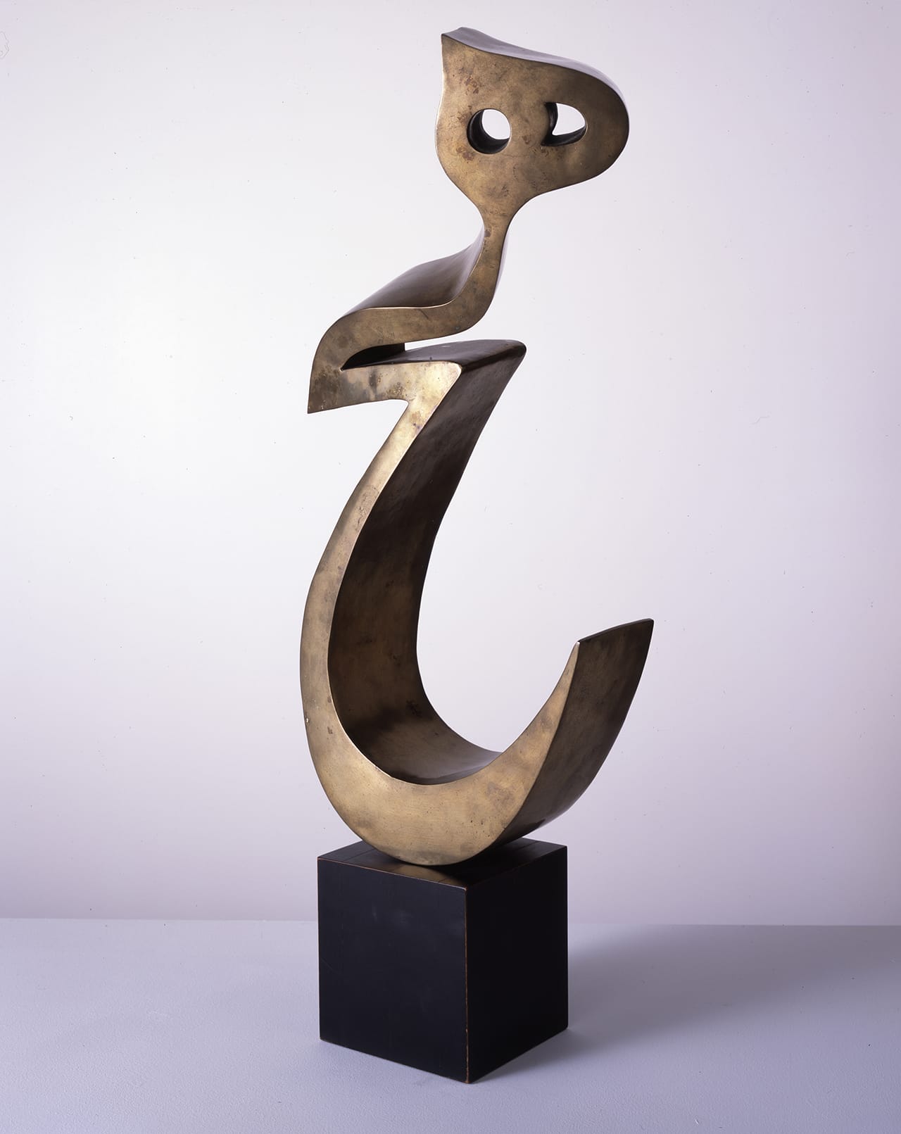 Parviz Tanavoli, "Heech" (1972), bronze on wood base, 22 1/4 x 12 x 8 in, Grey Art Gallery, New York University Art, Collection Gift of Abby Weed Grey, G1975.54 (click to enlarge)