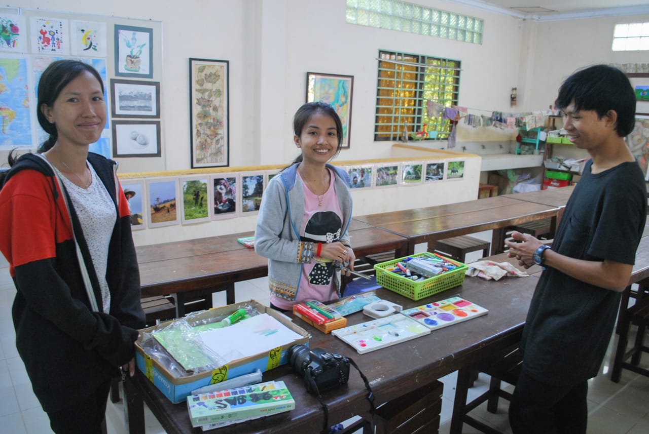 An upstairs classroom at the Small Art School with teachers Sokpheak Doung, her sister Sophea Doung, and Hay Chhoem. All photographs taken by the author.