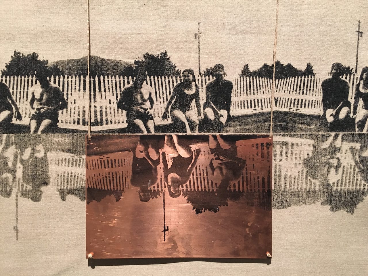 Al Dowayan, "Poolside II" (2015), canvas, copper, string, 100 x 71 cm