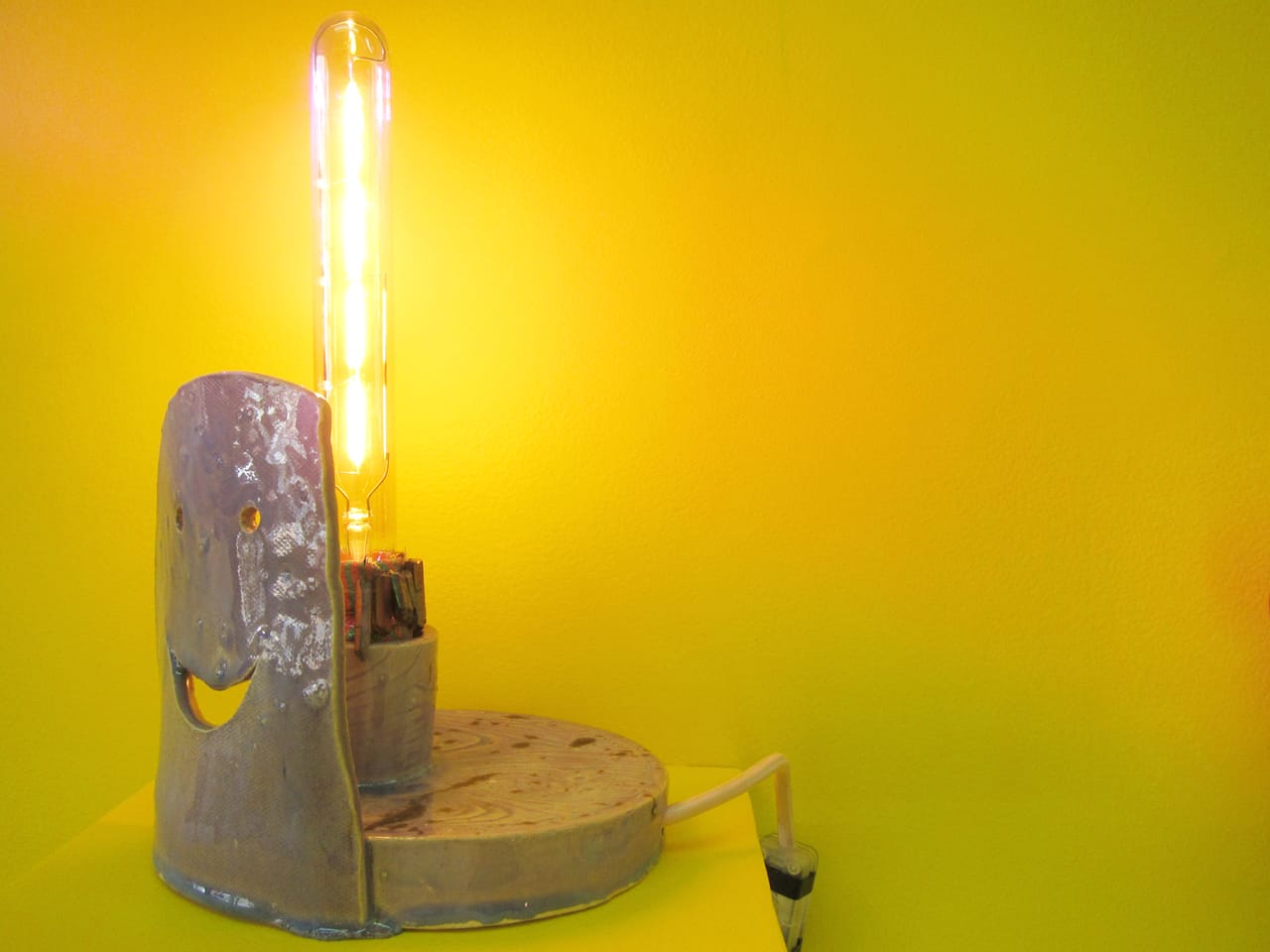 Manal Kara, "Lamp #2" (2015)