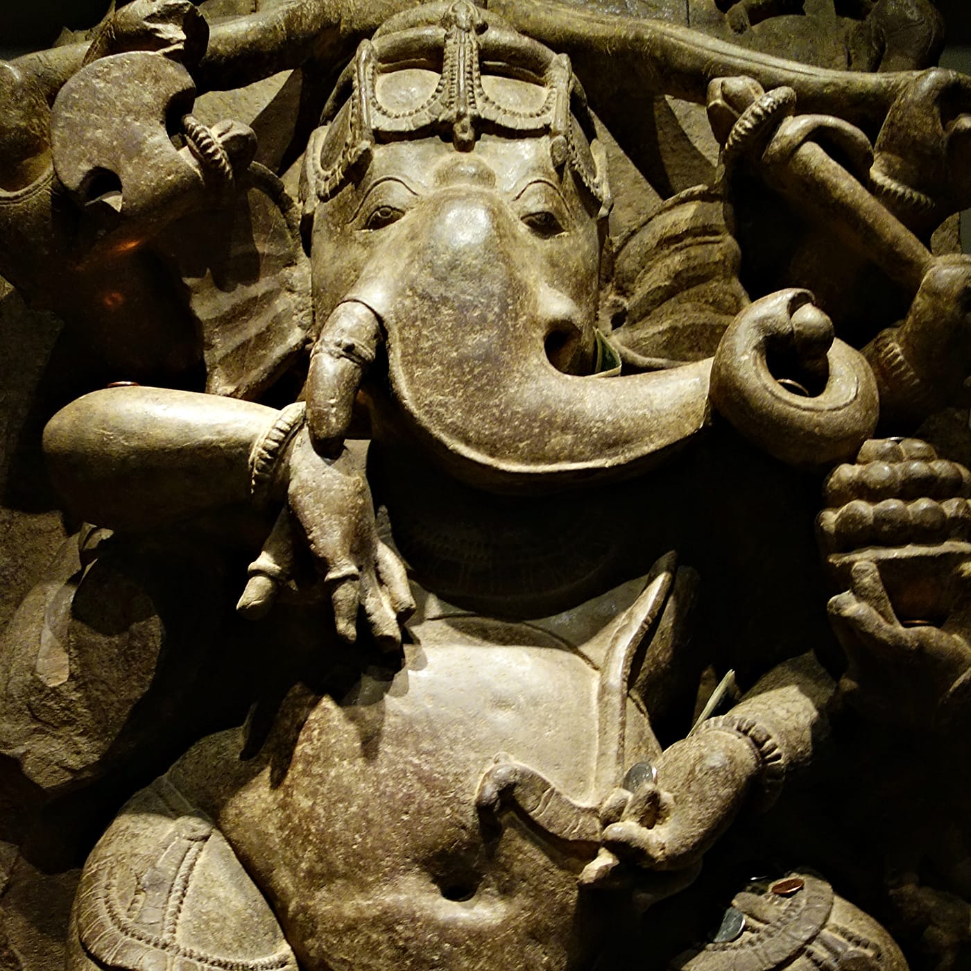 Ganesha (11th century, Madhya Pradesh, India), sandstone, part of the ‘Honoring Nepal’ installation at the Rubin Museum of Art (photo by the author for Hyperallergic)