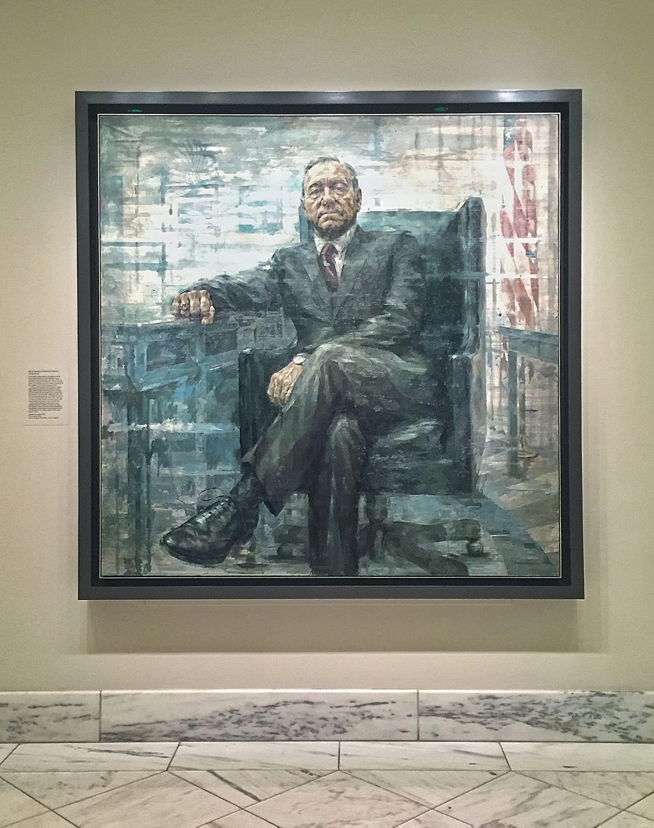 Jonathan Yeo's "Kevin Spacey as President Francis J. Underwood" (2015) installed at the Smithsonian National Portrait Gallery (photo by the author for Hyperallergic)